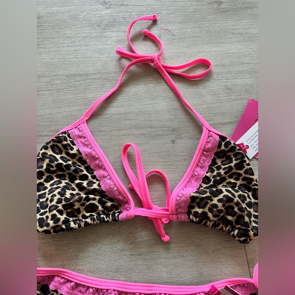 NWT Chynna Dolls two piece pink leopard bikini set with lace - Picture 4 of 11